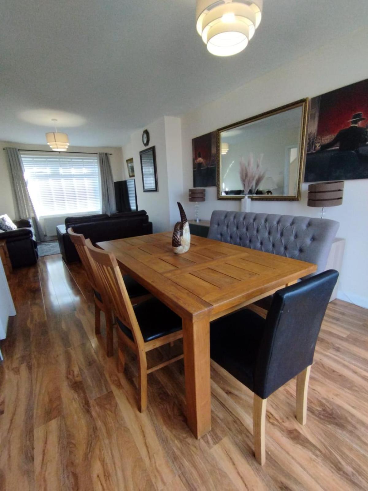 Edinburgh Villa 3 Bed Rooms House In Edinburgh - Private Parking Luaran gambar